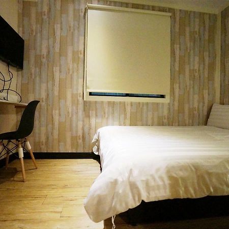 Win Inn Kaohsiung Hotel Exterior photo