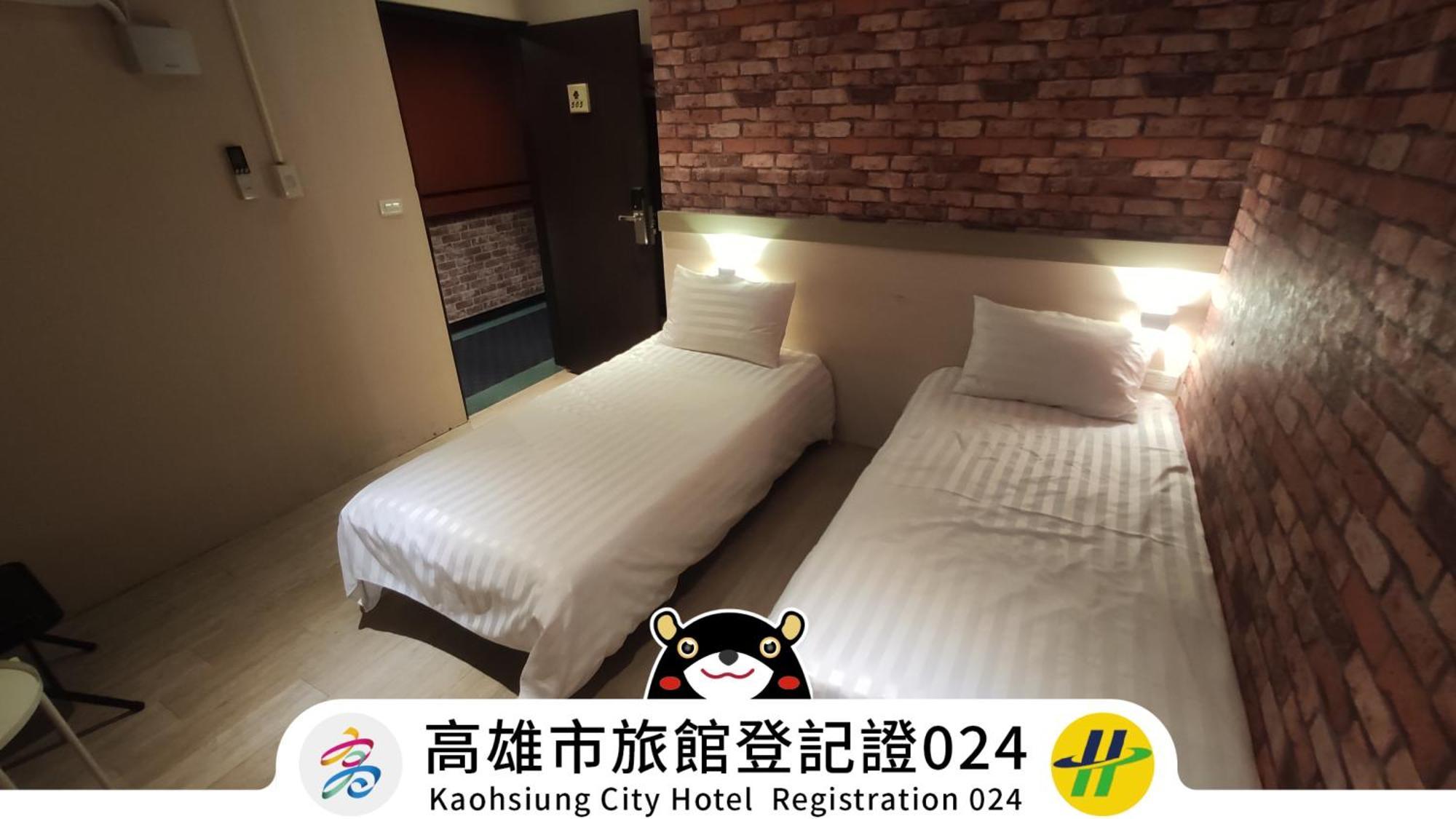 Win Inn Kaohsiung Hotel Exterior photo