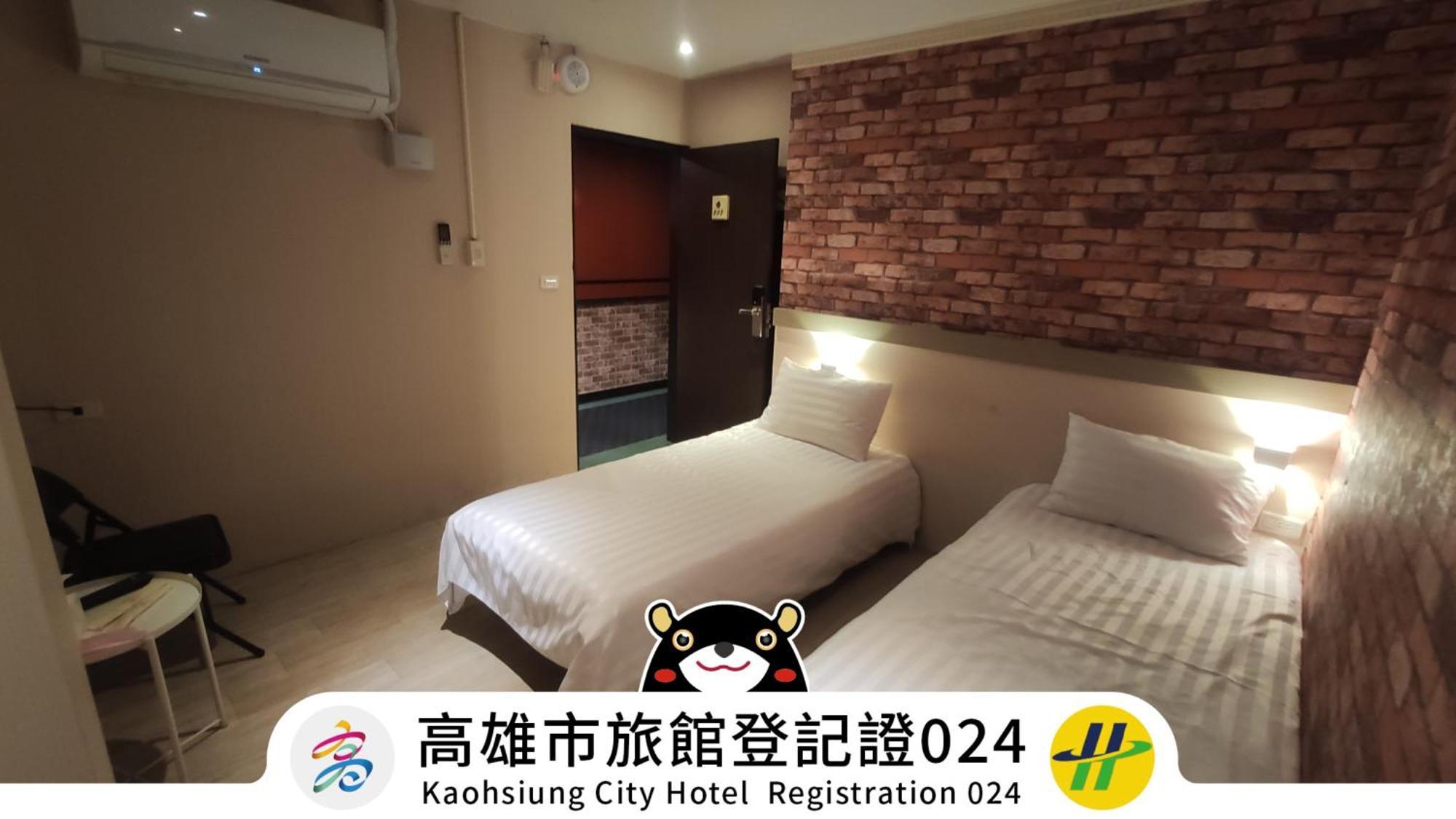 Win Inn Kaohsiung Hotel Exterior photo